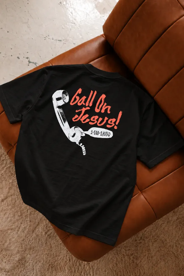 Camiseta Oversized Call On Jesus